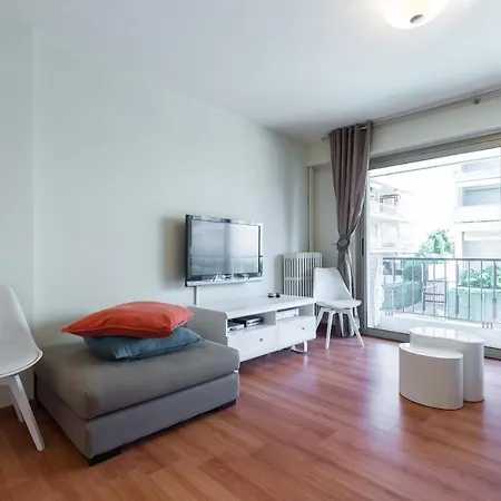 Lägenhet Sleeps 6 Air Con Wifi Cannes