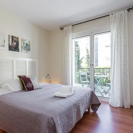 Apartament Sleeps 6 Air Con Wifi